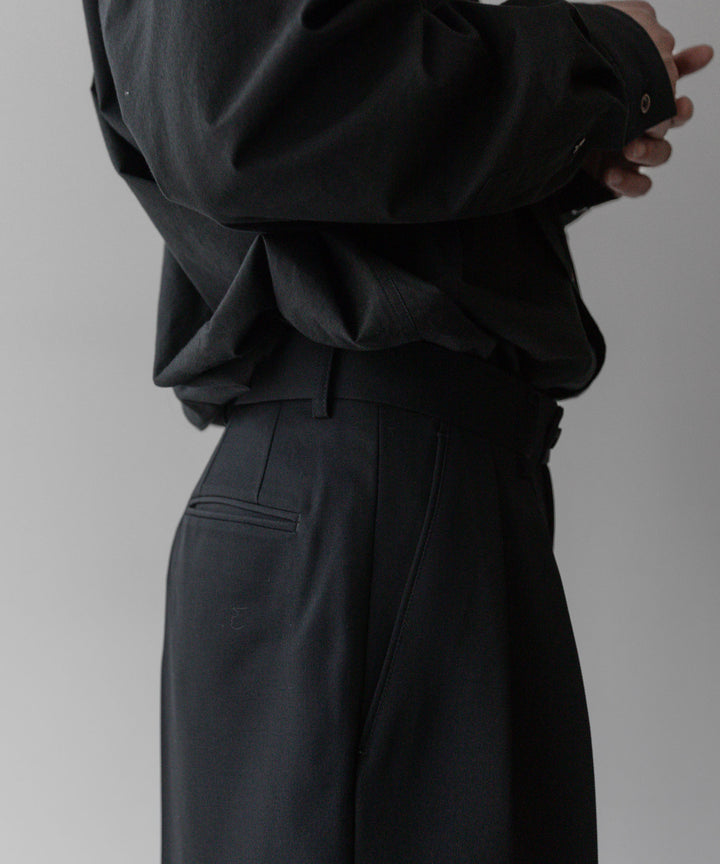 INTÉRIM - インテリムのPURE BLACK WOOL GABARDINE WIDE SLACKS SHORTSの BLACK公式通販サイトsession福岡セレクトショップ