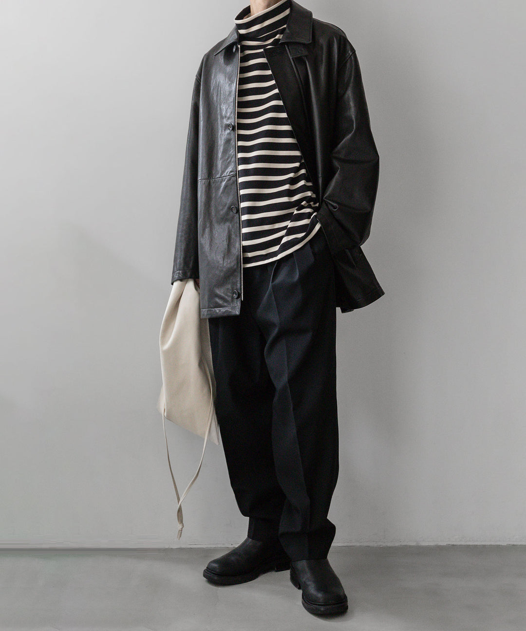 【INTÉRIM】インテリムのHYPER BIG SUVIN GIZA BASQUE HIGH NECK BORDER SHIRT - BLACK × OFF sessionセッション福岡セレクトショップ 公式通販サイト