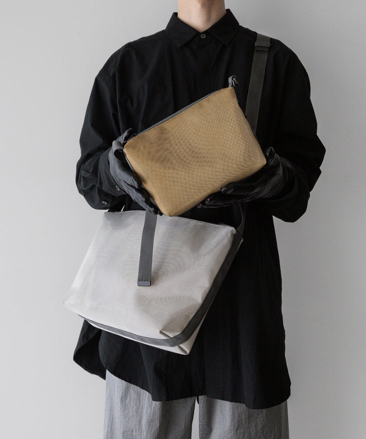 KaILI(カイリ)の24SSコレクションのIREKO POUCH METALLIC S/M SET - SILVER / GOLD sessionセッション福岡セレクトショップ 公式通販サイト