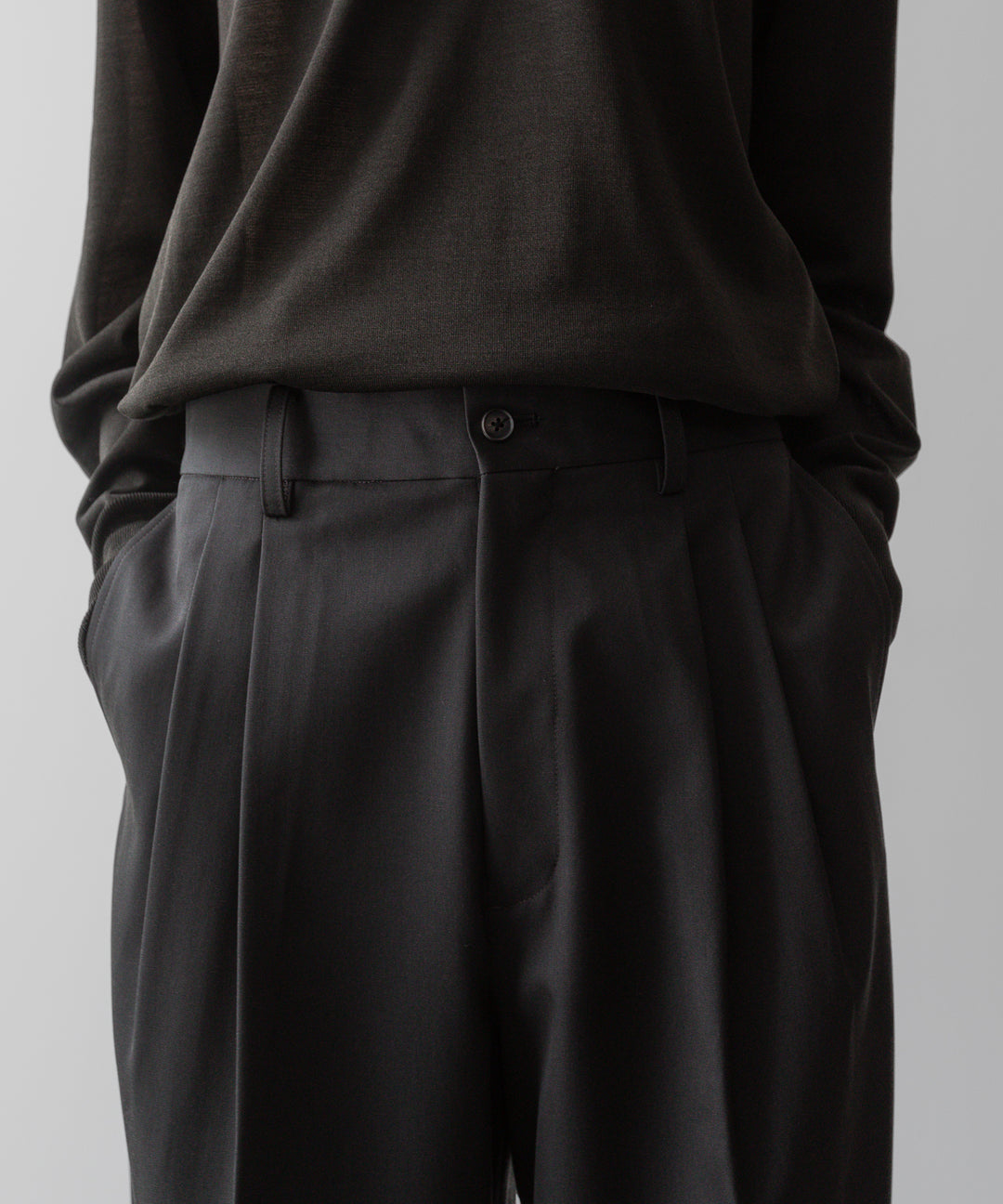 ssstein(シュタイン)の24AWコレクション LONG WIDE TROUSERS (2/90 WOOL GABARDINE) - DARK CHARCOAL 公式通販サイトsession福岡セレクトショップ
