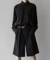 【INTÉRIM】PURE BLACK WOOL GABARDINE WIDE SLACKS SHORTS - BLACK