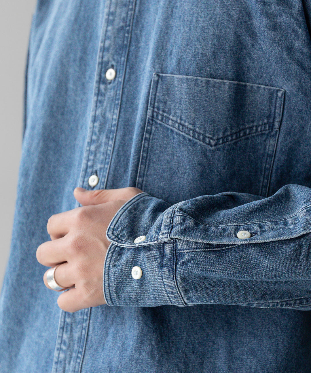 【INTÉRIM インテリム 90’S FIT UK HEAVY USED DENIM BUTTON DOWN SHIRT - U.NAVY sessionセッション福岡セレクトショップ 公式通販サイト