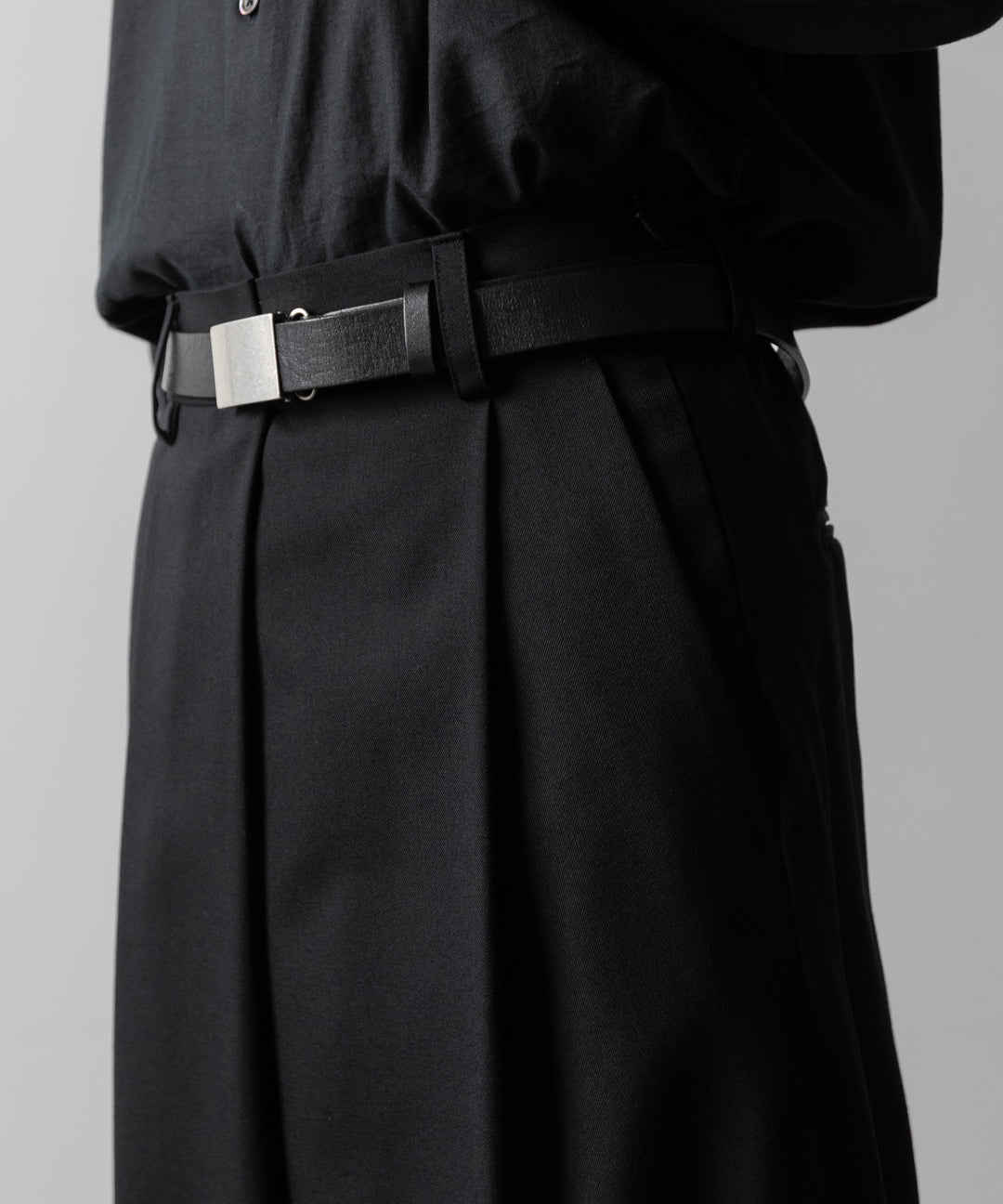 ssstein(シュタイン)のOVERTUCKED EXTRA WIDE TROUSERS(2/72 WOOL GABARDINE)の公式通販サイトsession福岡セレクトショップ