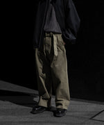 画像をギャラリービューアに読み込む, 【INTÉRIM】   HEAVY PIMA TWILL  BELTED MIL BAGGY TROUSER - ARMY GREEN
