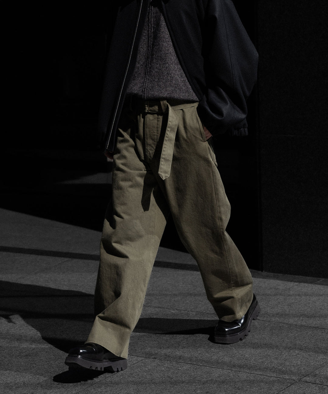 【INTÉRIM】   HEAVY PIMA TWILL  BELTED MIL BAGGY TROUSER - ARMY GREEN