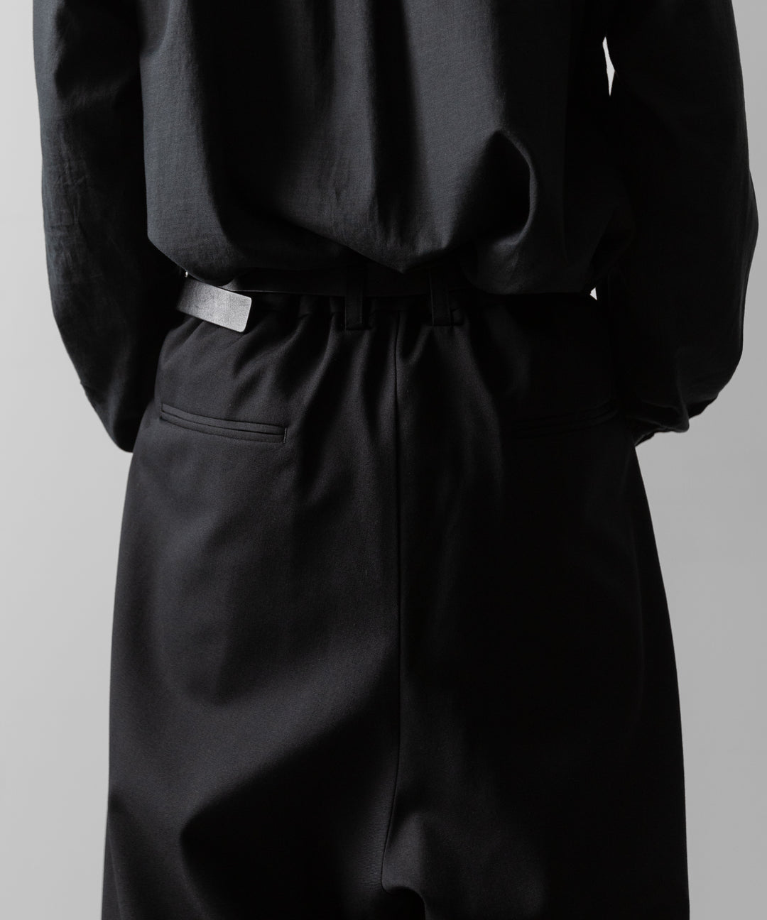 ssstein(シュタイン)のOVERTUCKED EXTRA WIDE TROUSERS(2/72 WOOL GABARDINE)の公式通販サイトsession福岡セレクトショップ