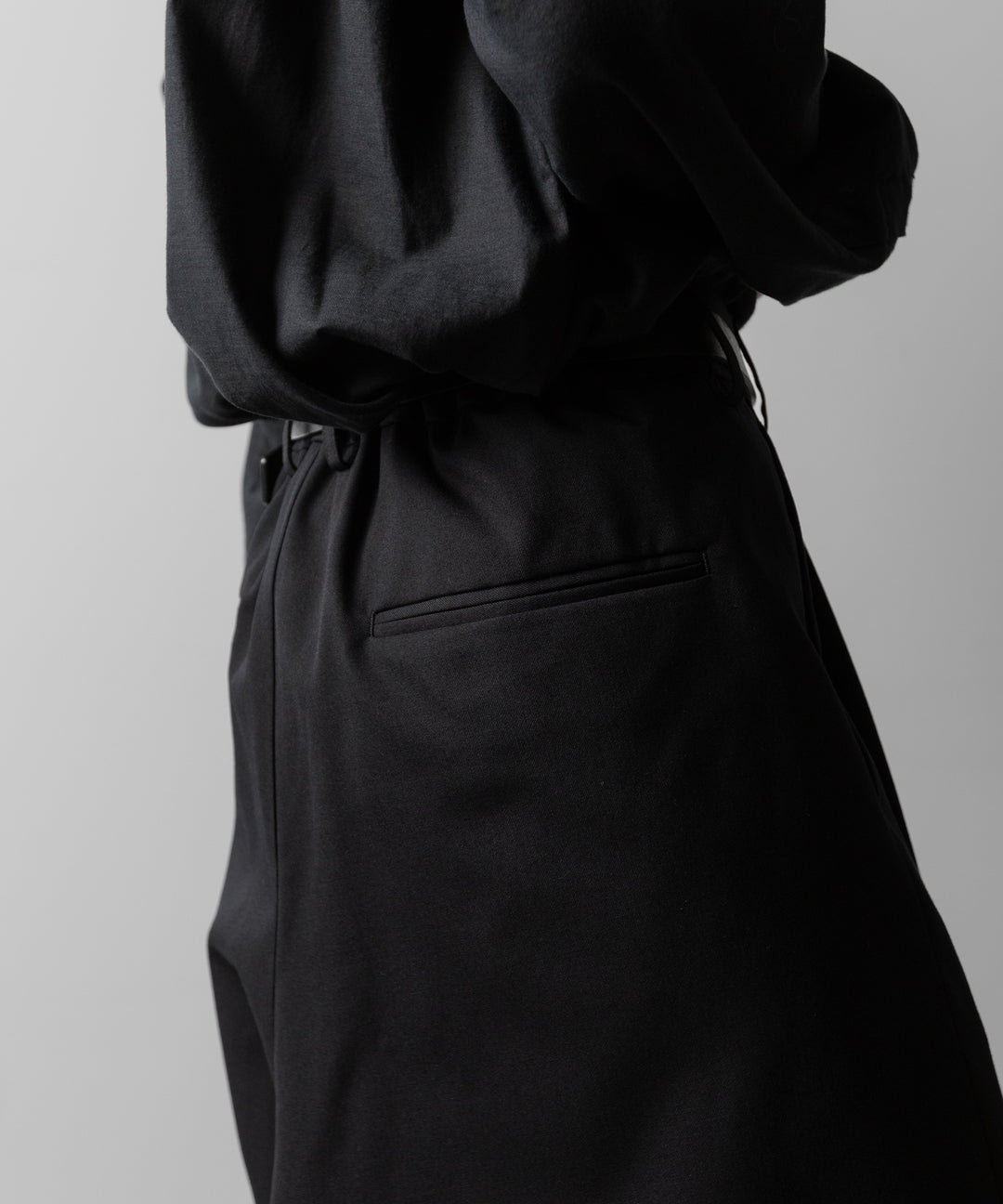 ssstein(シュタイン)のOVERTUCKED EXTRA WIDE TROUSERS(2/72 WOOL GABARDINE)の公式通販サイトsession福岡セレクトショップ