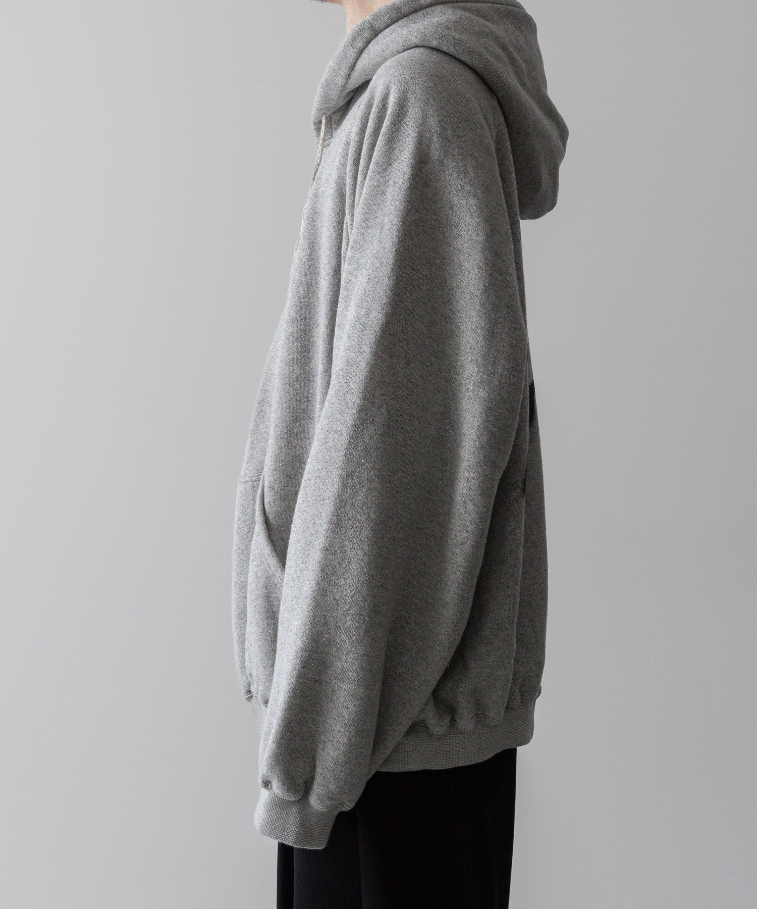 Fujimoto フジモトのSPRAYED DEEP TUCK HOODIE "OID FABRIC" - GRAYの公式通販サイトsession福岡セレクトショップ