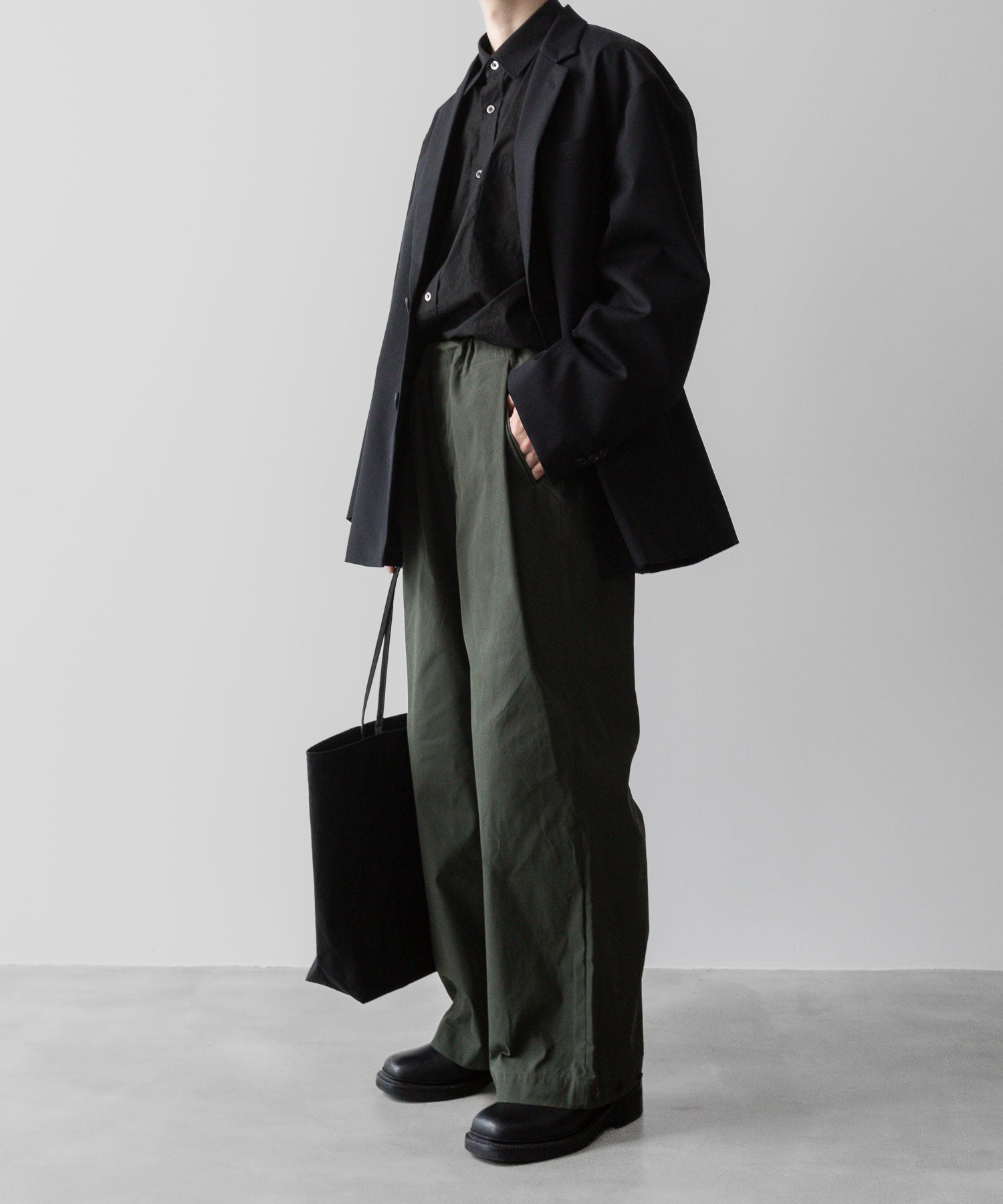 ANTHEM Aアンセムエー のCOTTON TWILL NO-BRAINER PANTS - OLIVEの公式通販サイトsession福岡セレクトショップ