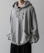 画像をギャラリービューアに読み込む, Fujimoto フジモトのSPRAYED DEEP TUCK HOODIE &quot;OID FABRIC&quot; - GRAYの公式通販サイトsession福岡セレクトショップ
