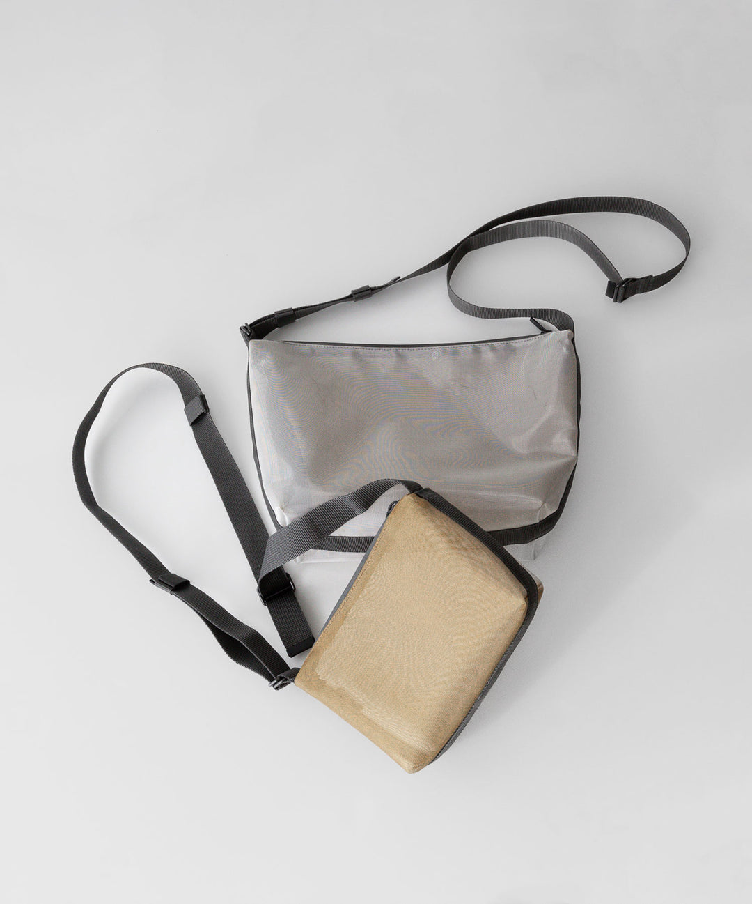 KaILI(カイリ)の24SSコレクションのIREKO POUCH METALLIC S/M SET - SILVER / GOLD sessionセッション福岡セレクトショップ 公式通販サイト
