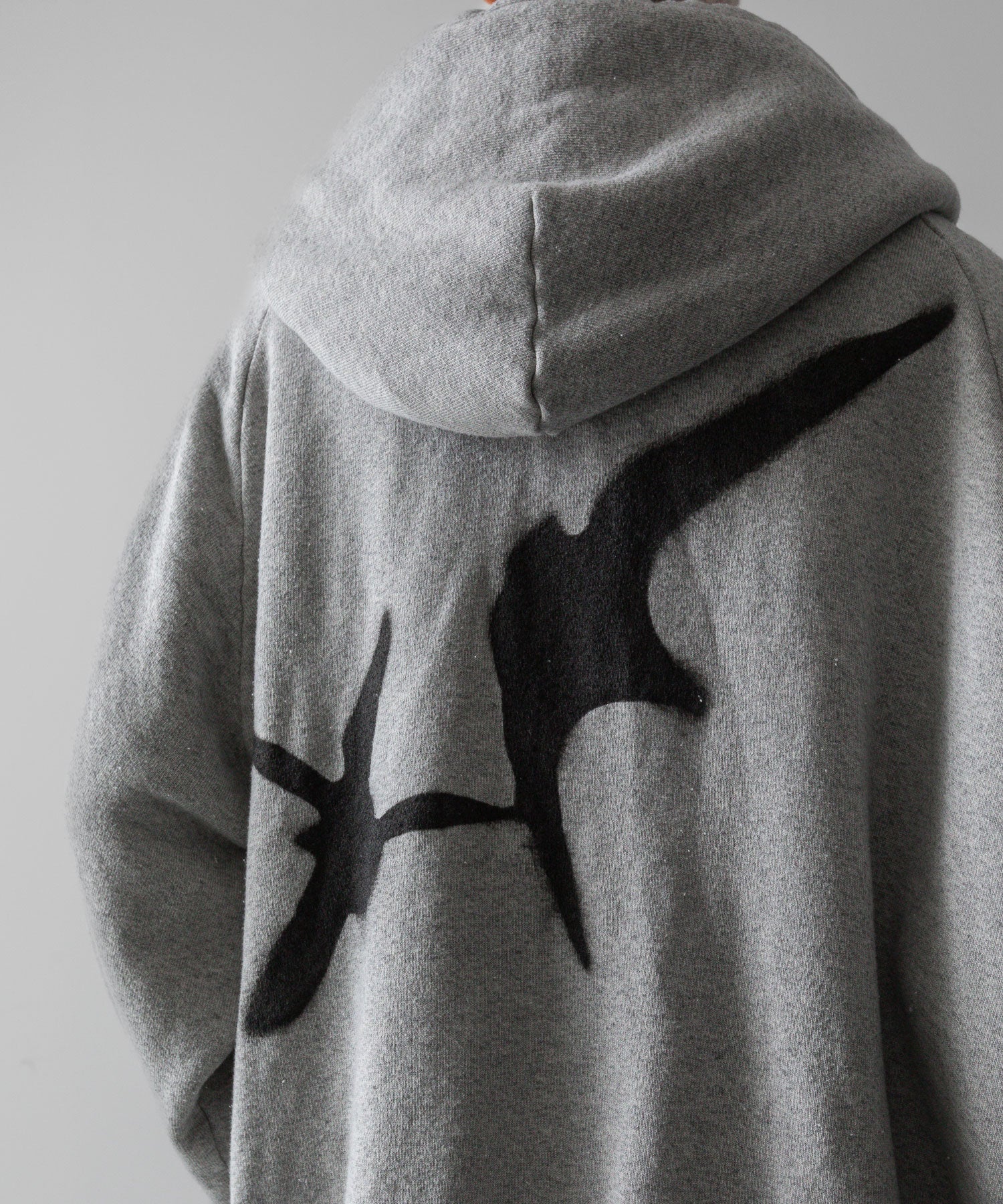 Fujimoto フジモトのSPRAYED DEEP TUCK HOODIE "OID FABRIC" - GRAYの公式通販サイトsession福岡セレクトショップ