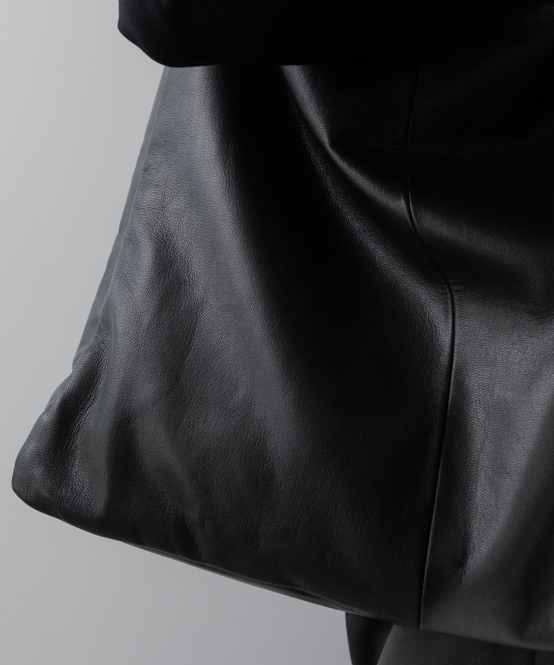 ssstein(シュタイン)の24AWコレクション LEATHER SHOULDER BAG - BLACK 公式通販サイトsession福岡セレクトショップ