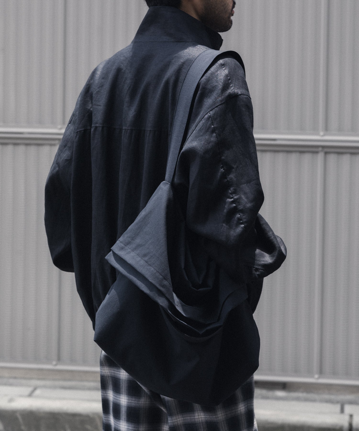 KaILI - カイリ】TRANSFORM BAG L - BLACK | 公式通販サイト session