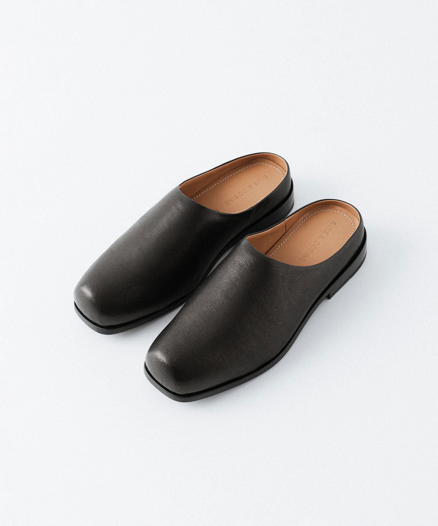 今週末限定値下げ＜SINE & COSINE＞HANNES MULES 38 SINE & COSINE / サインコサイン】HANNES MULE BLACK - BLACK | 公式