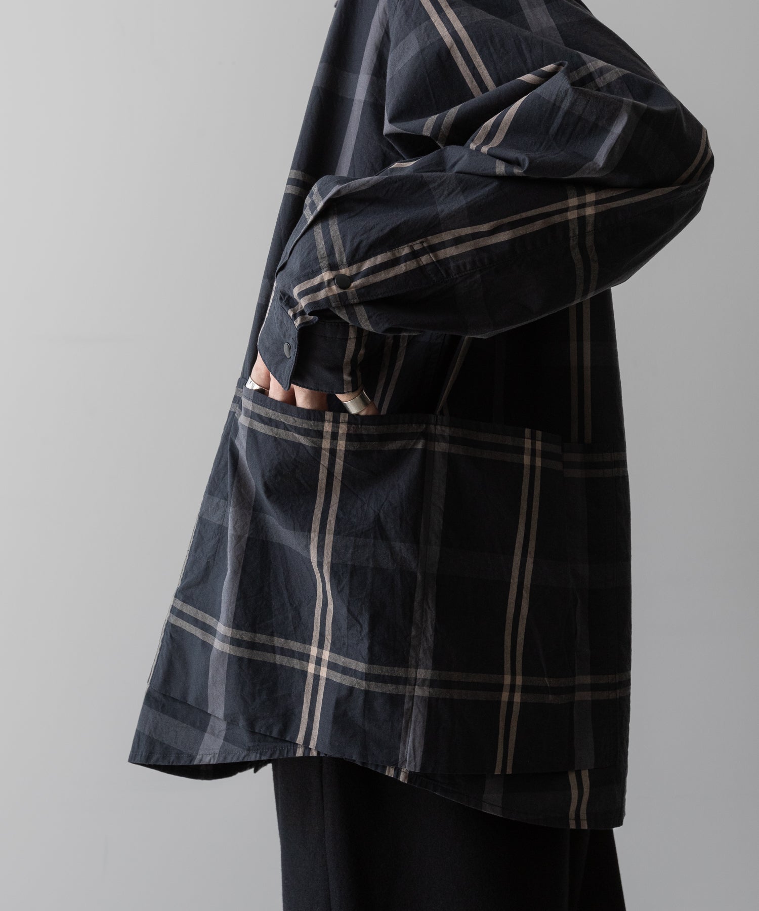 NEITHERS ネイダースのPHOTOGRAPHER L/S SHIRT - CHARCOAL GREY CHECKの公式通販サイトsession福岡セレクトショップ