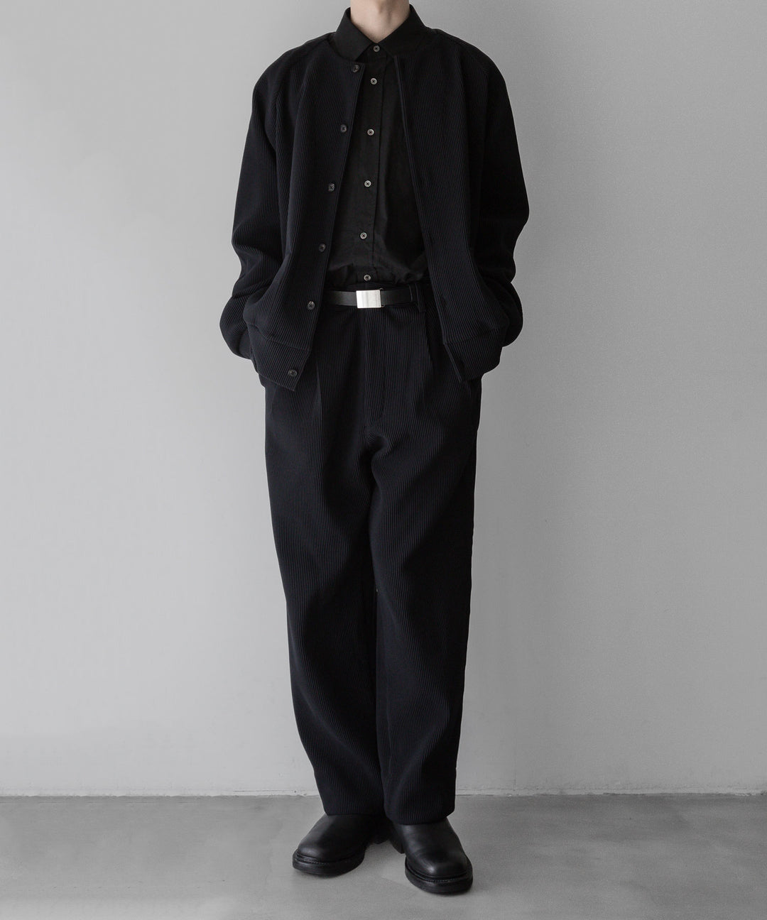 【stein】ssstein シュタインのGRADATION PLEATS WIDE TROUSERSのBLACK　 公式通販サイトsession福岡セレクトショップ
