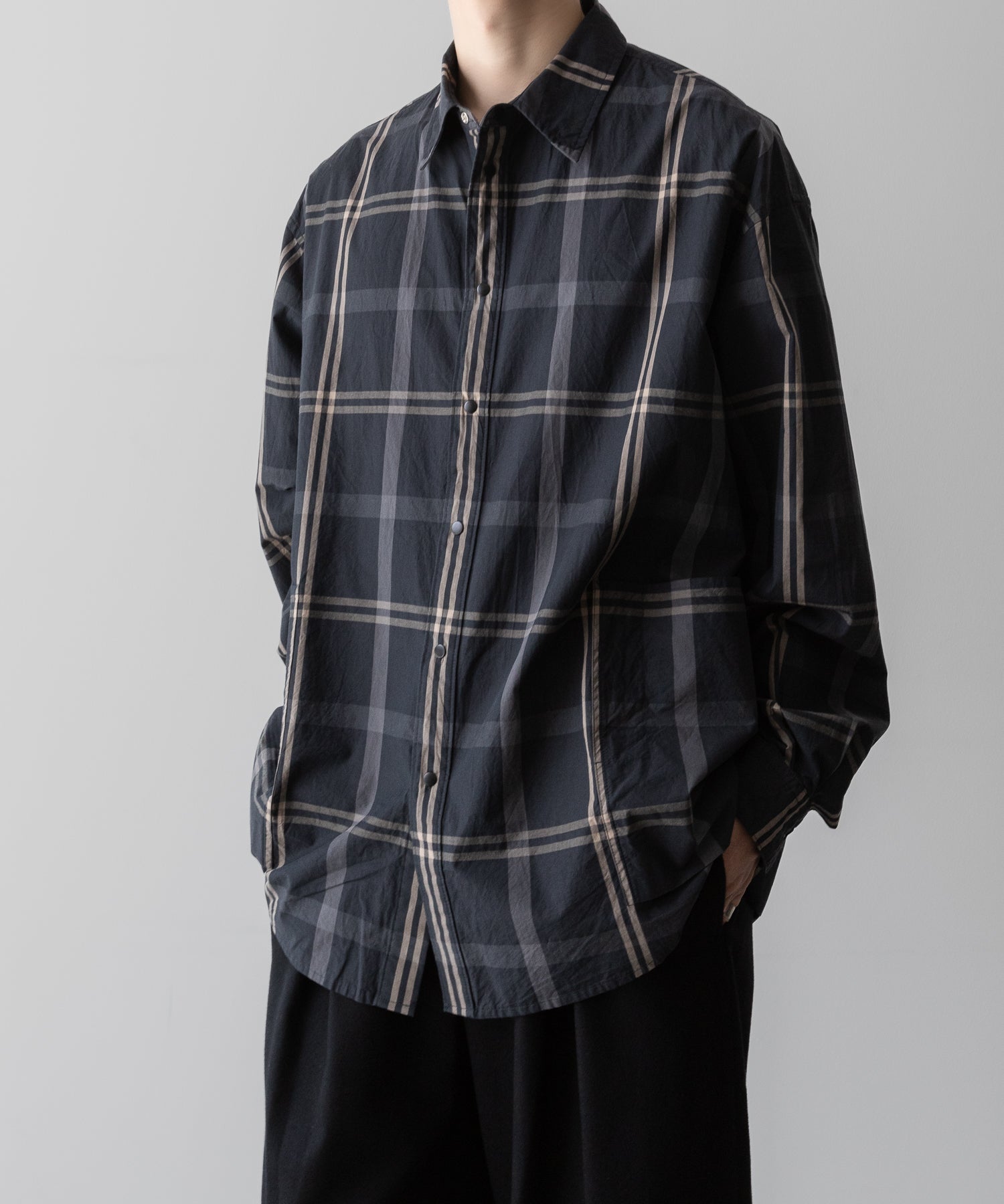 NEITHERS ネイダースのPHOTOGRAPHER L/S SHIRT - CHARCOAL GREY CHECKの公式通販サイトsession福岡セレクトショップ