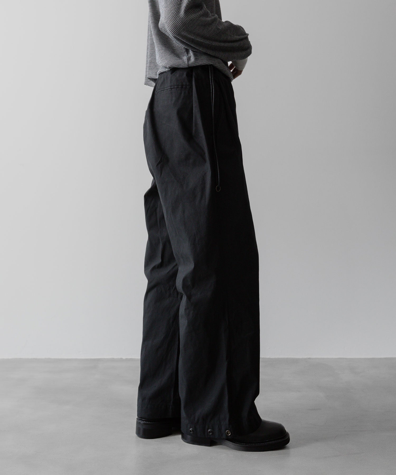 【ANTHEM A】COTTON TWILL NO-BRAINER PANTS - BLACK