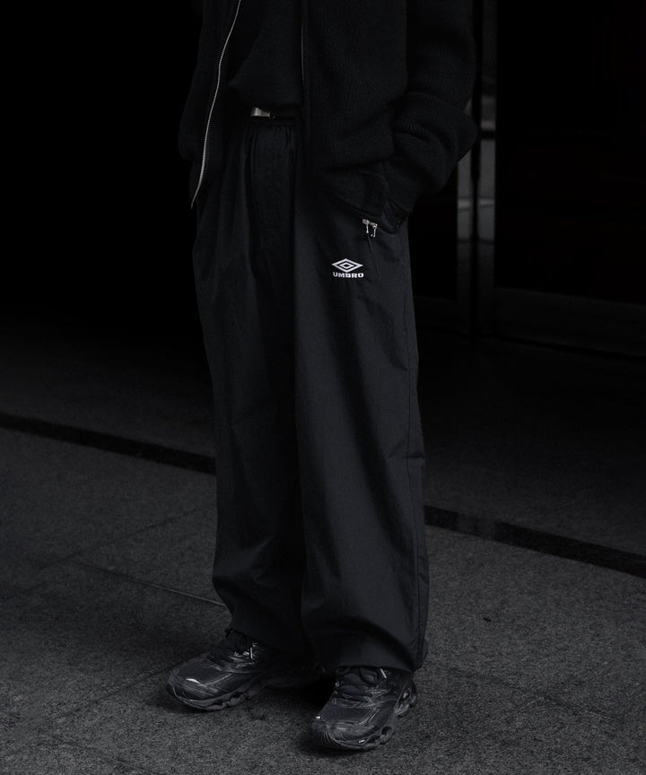 ssstein×UMBRO(シュタイン×アンブロ)のCO/NY POPLIN TRACK TROUSERS - BLACKの公式通販サイトsession福岡セレクトショップ