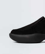 画像をギャラリービューアに読み込む, VEIN ヴェインのCOW LEATHER NUBUCK OVAL SOLE  TRAINER - BLACKの公式通販サイトsession福岡セレクトショップ
