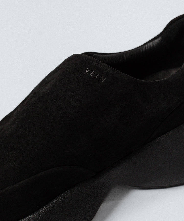 VEIN ヴェインのCOW LEATHER NUBUCK OVAL SOLE  TRAINER - BLACKの公式通販サイトsession福岡セレクトショップ