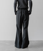 画像をギャラリービューアに読み込む, SUBLATIONS サブレーションズのHEAVY WOOL GABARDINE FLARE EASY TROUSERS - SLATE GREYの公式通販サイトsession福岡セレクトショップ
