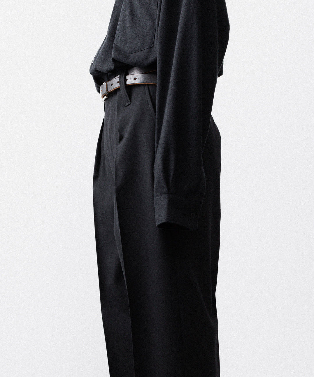 INTÉRIM インテリム MILITARY WOOL SERGE 1-TUCK FRENCH ARMY WIDE TAPERED TROUSERのBLACK 公式通販サイトsession福岡セレクトショップ