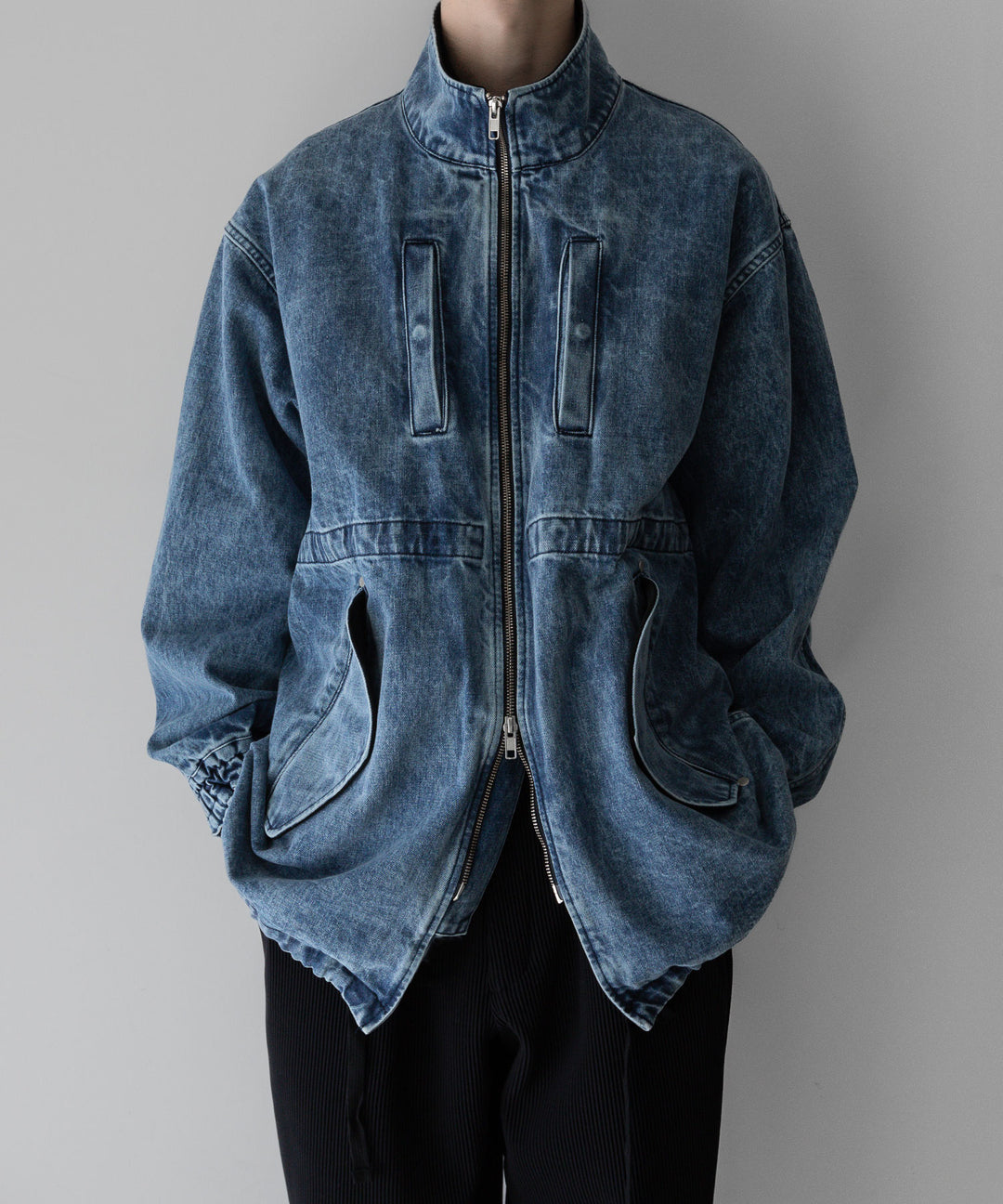 stein(シュタイン)の24SSコレクションCHEMICAL BLEACHED DENIM MODS COATのINDIGO