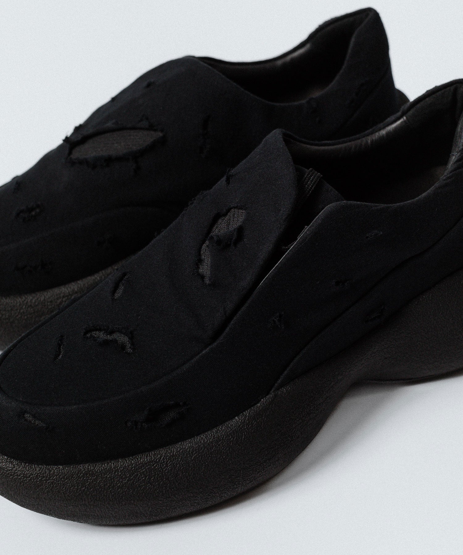 VEIN ヴェインのCOTTON JERSEY x RIPSTOP OVAL SOLE TRAINER - BLACKの公式通販サイトsession福岡セレクトショップ