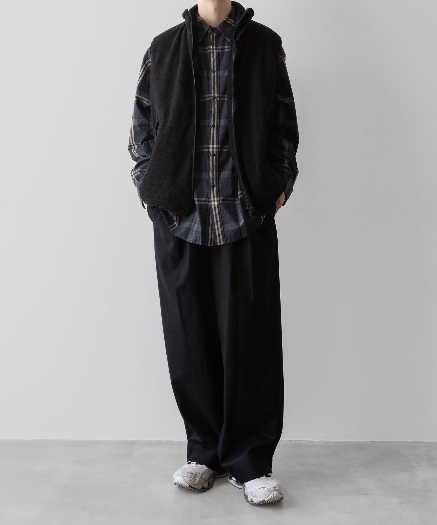 NEITHERS ネイダースのPHOTOGRAPHER L/S SHIRT - CHARCOAL GREY CHECKの公式通販サイトsession福岡セレクトショップ