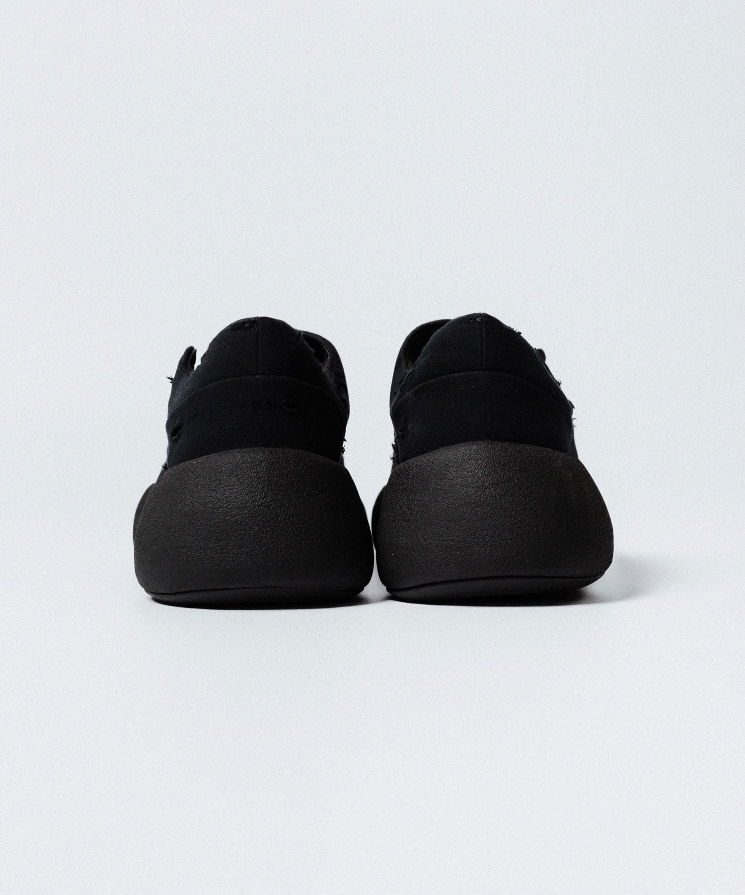 VEIN ヴェインのCOTTON JERSEY x RIPSTOP OVAL SOLE TRAINER - BLACKの公式通販サイトsession福岡セレクトショップ
