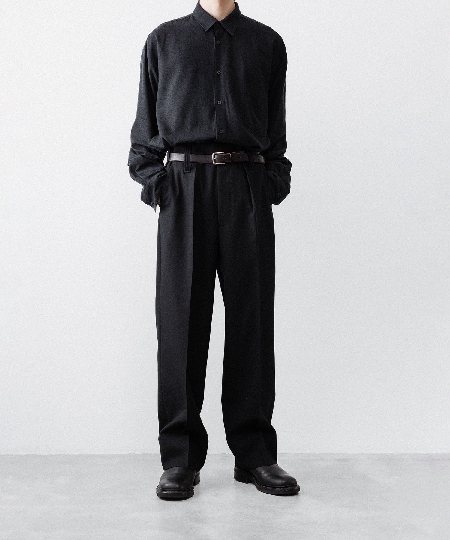 INTÉRIM インテリム MILITARY WOOL SERGE 1-TUCK FRENCH ARMY WIDE TAPERED TROUSERのBLACK 公式通販サイトsession福岡セレクトショップ