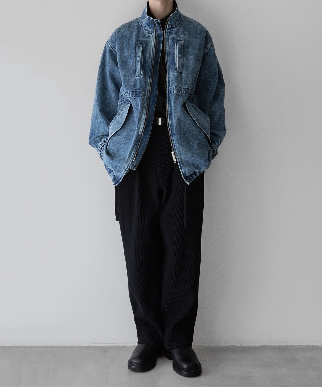 stein(シュタイン)の24SSコレクションCHEMICAL BLEACHED DENIM MODS COATのINDIGO