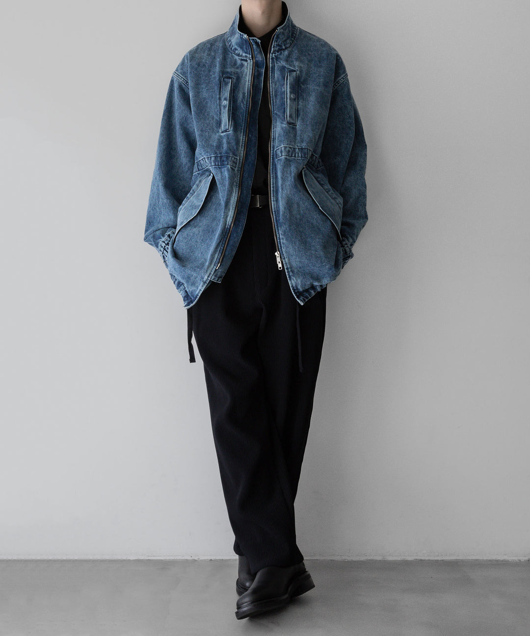 stein(シュタイン)の24SSコレクションCHEMICAL BLEACHED DENIM MODS COATのINDIGO
