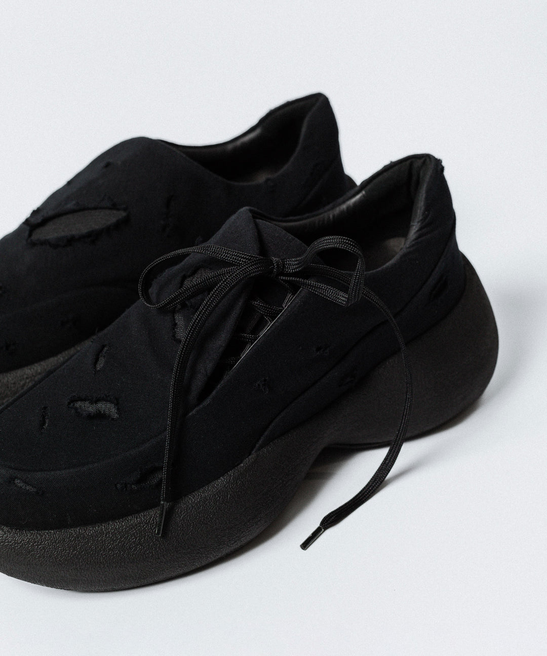 VEIN ヴェインのCOTTON JERSEY x RIPSTOP OVAL SOLE TRAINER - BLACKの公式通販サイトsession福岡セレクトショップ