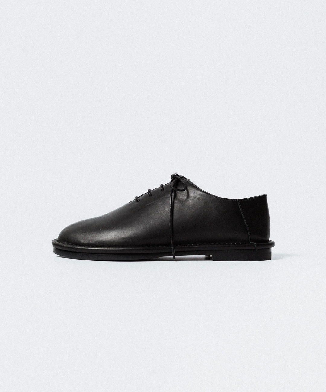 ATTACHMENT アタッチメントのCOW LEATHER BABOUCHE - BLACKの公式通販サイトsession福岡セレクトショップ