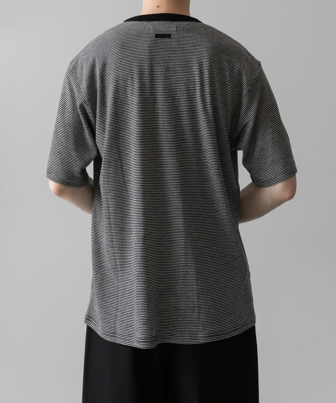 ssstein(シュタイン)の24AWコレクション STRIPED WOOL OVERSIZED SHORT SLEEVE TEE - BLACK 公式通販サイトsession福岡セレクトショップ