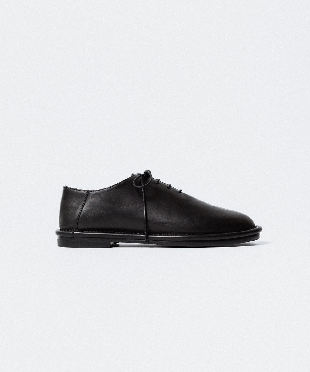 ATTACHMENT アタッチメントのCOW LEATHER BABOUCHE - BLACKの公式通販サイトsession福岡セレクトショップ