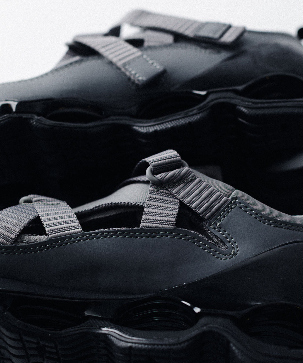 MIZUNO ミズノのWAVE PROPHECY STRAPのQUIET SHADE / BLACK 公式通販サイトsession福岡セレクトショップ