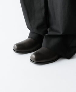 SINE & COSINE / サインコサイン】HANNES MULE BLACK - BLACK | 公式