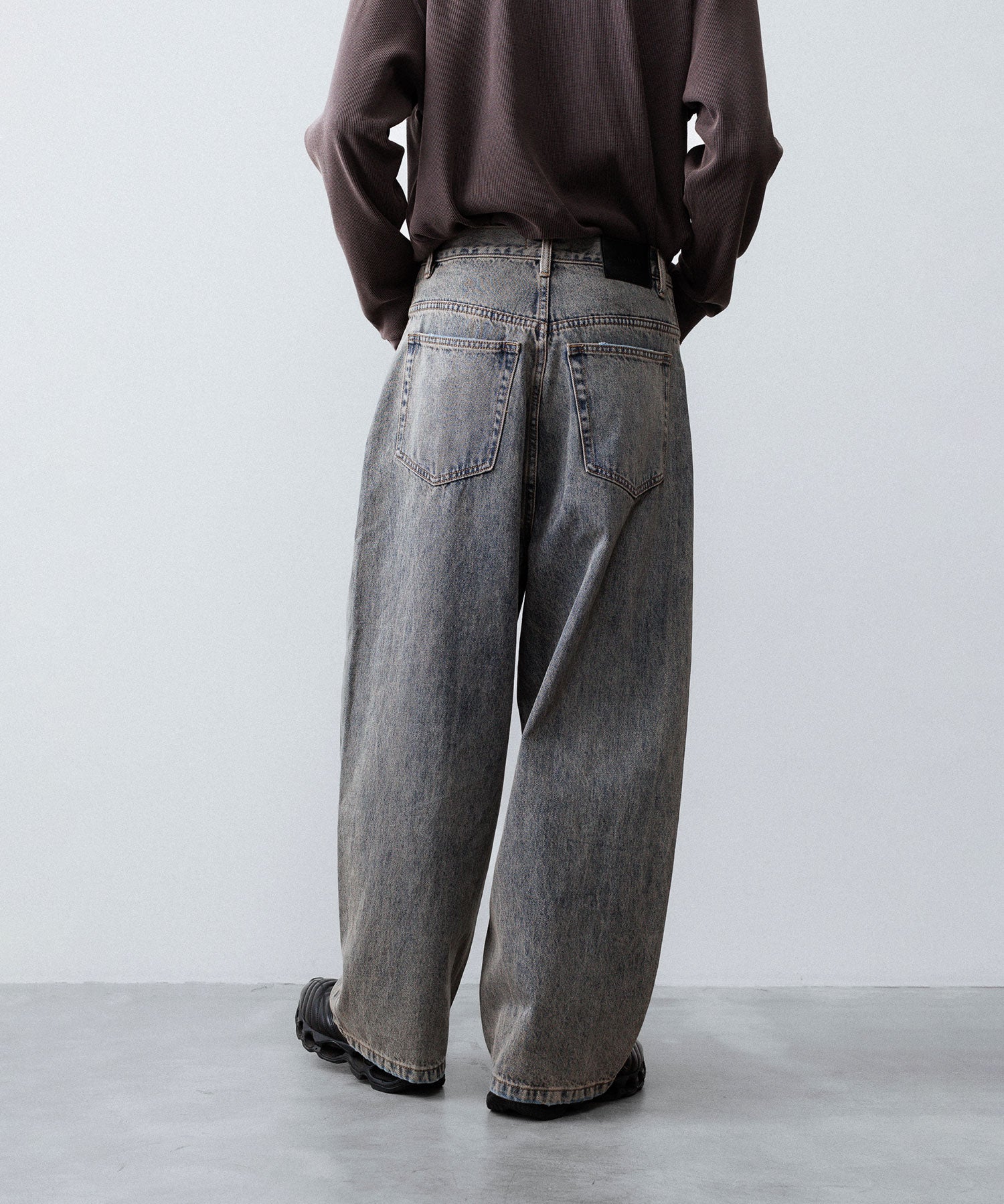 CODA コーダ GREY ACID WASH EXTENDED CUT LUFT JEANSのGREY ACID WASH 公式通販サイトsession福岡セレクトショップ