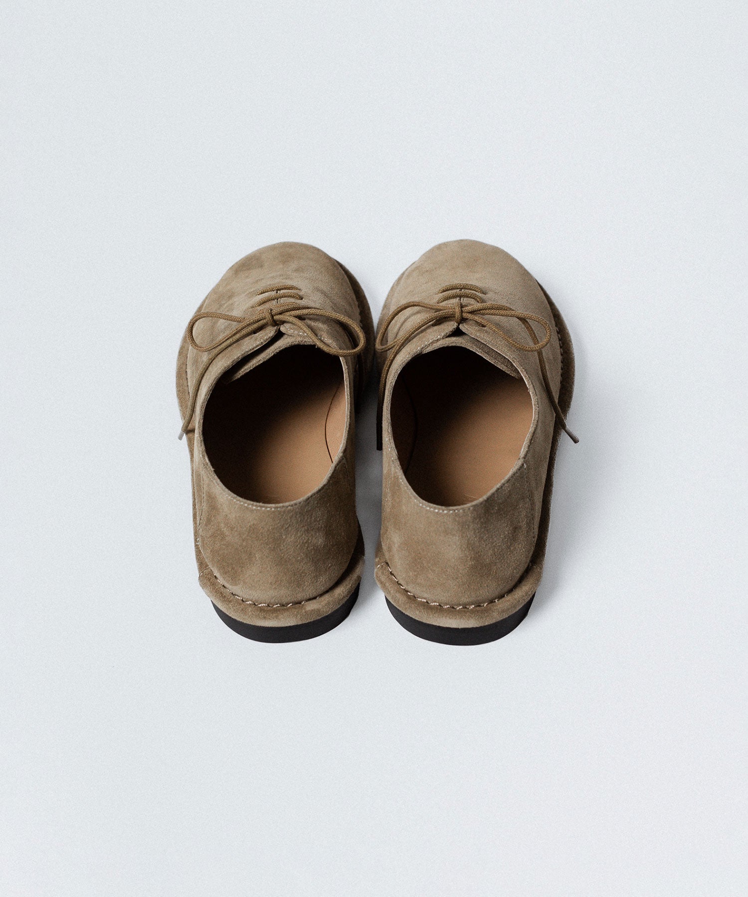 ATTACHMENT アタッチメントのCOW LEATHER SUEDE BABOUCHE - BEIGEの公式通販サイトsession福岡セレクトショップ