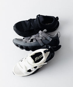 MIZUNO WAVE PROPHECY STRAP ブラック×ホワイト ミズノ公式 WAVE PROPHECY STRAP ブラック×ホワイト ユニセックス
