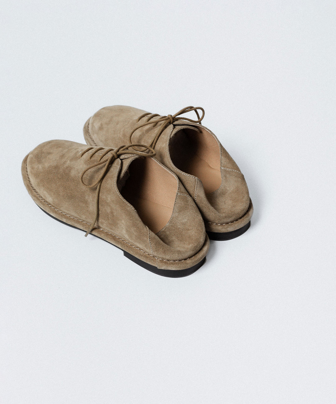 ATTACHMENT アタッチメントのCOW LEATHER SUEDE BABOUCHE - BEIGEの公式通販サイトsession福岡セレクトショップ