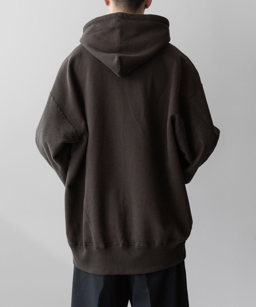 stein(シュタイン)の23AWコレクションOVERSIZED UNTWISTED YARN SWEAT HOOD LSのMILITARY KHAKI