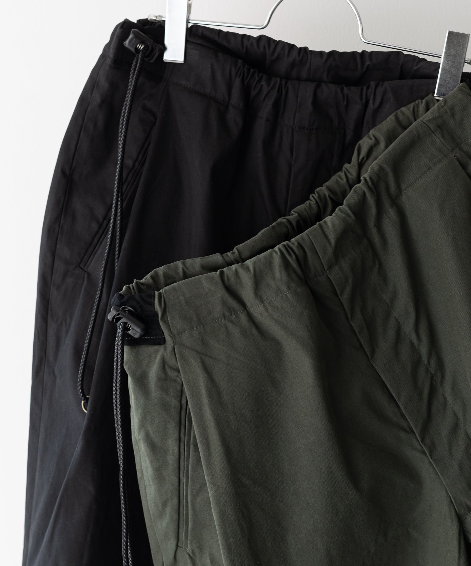 【ANTHEM A】COTTON TWILL NO-BRAINER PANTS - BLACK