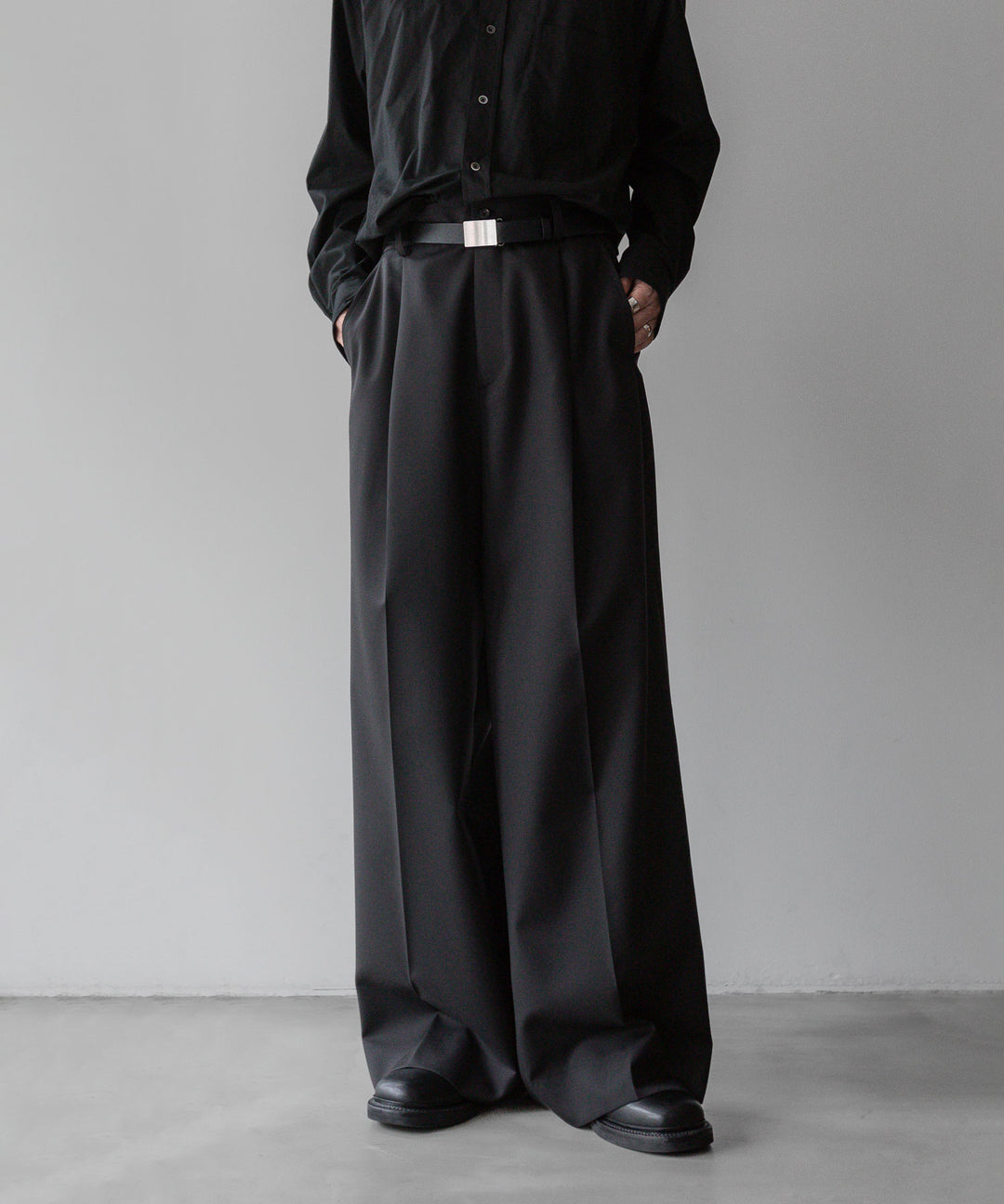 ssstein シュタインのEXTRA WIDE TROUSERS DARK CHARCOAL公式通販サイトsession福岡セレクトショップ
