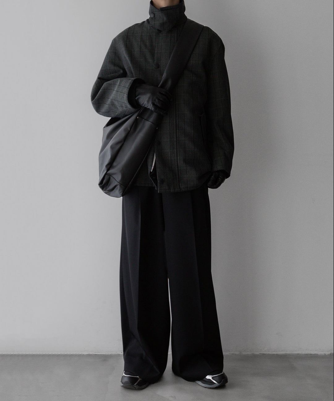 stein(シュタイン)の24SSコレクションSHOULDER BAGのBLACK(COATING) sessionセッション福岡セレクトショップ 公式通販サイト