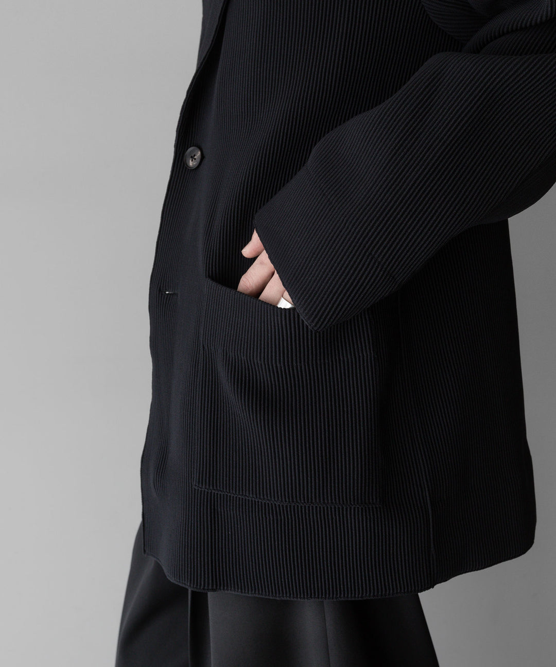 【stein】ssstein シュタインのOVERSIZED GRADATION PLEATS JACKETのBLACK　 公式通販サイトsession福岡セレクトショップ